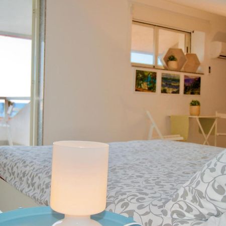 Beachfront Rooms Marina Di Ragusa Eksteriør billede