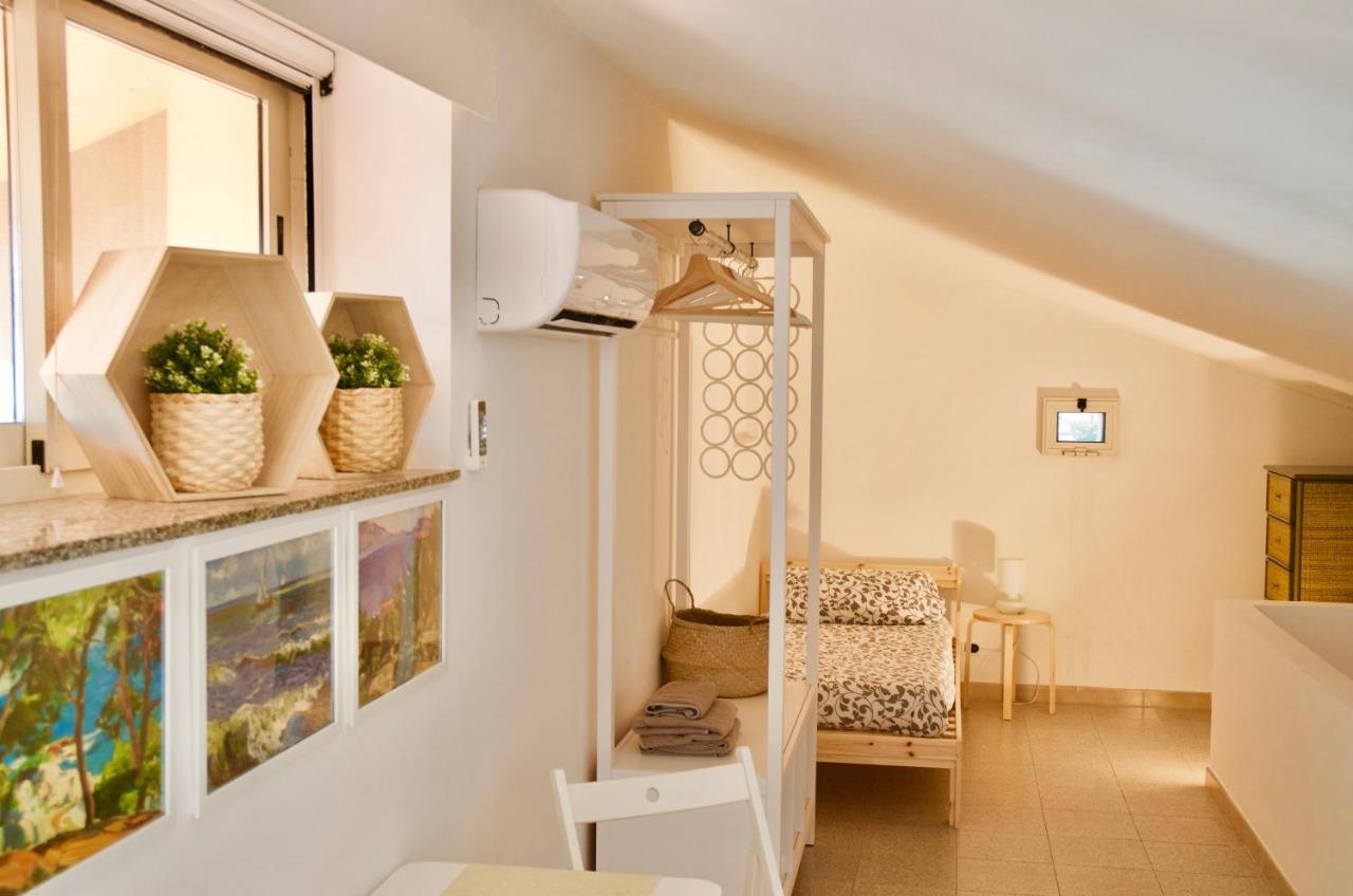 Beachfront Rooms Marina Di Ragusa Eksteriør billede